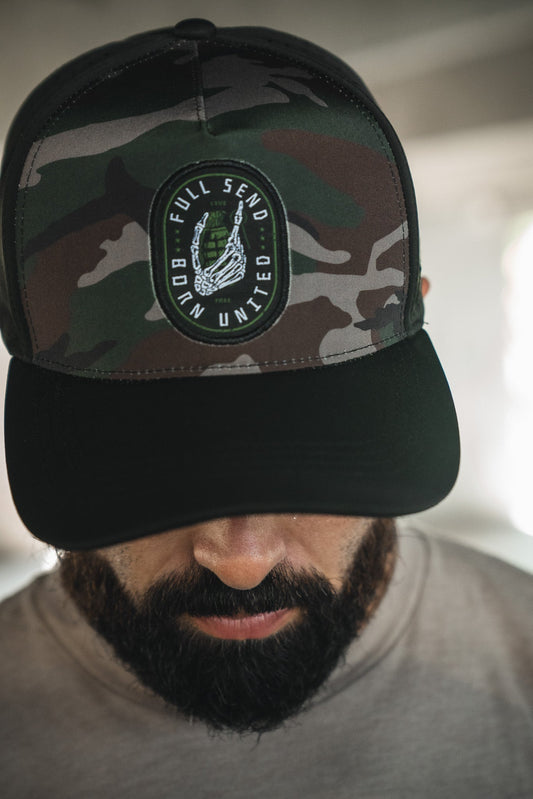 Born United Premium Snapback - Full Send Camo