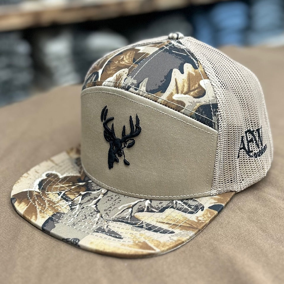 Realtree Advantage 7 Panel Buck Logo Hat