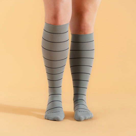 Knee-High Compression Socks – Stripes Grey/Charcoal
