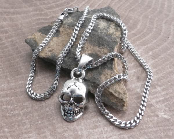 Skull XL Pendant on Franco 3mm box Stainless Steel Necklace