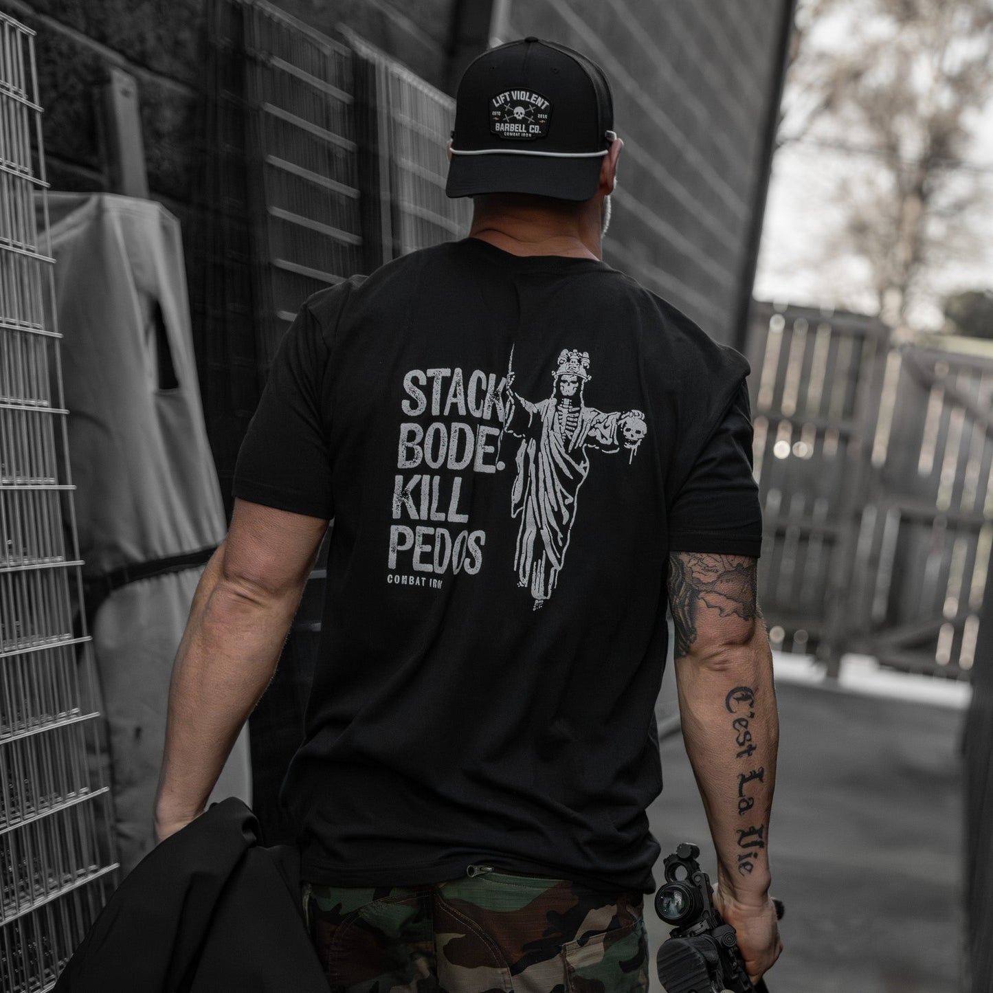 Stack Bodies. Kill Pedos. Men's T-Shirt