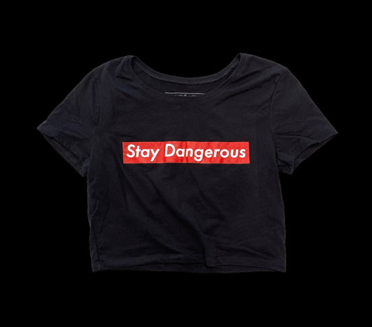 "STAY DANGEROUS" CROP (MIL GREEN & BLACK)