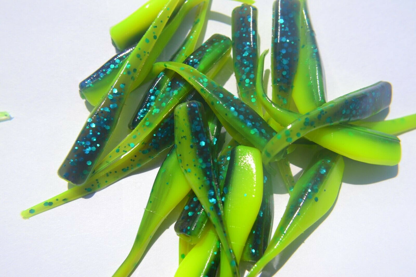 35 pc Stinger Spring Flake Crappie Shad