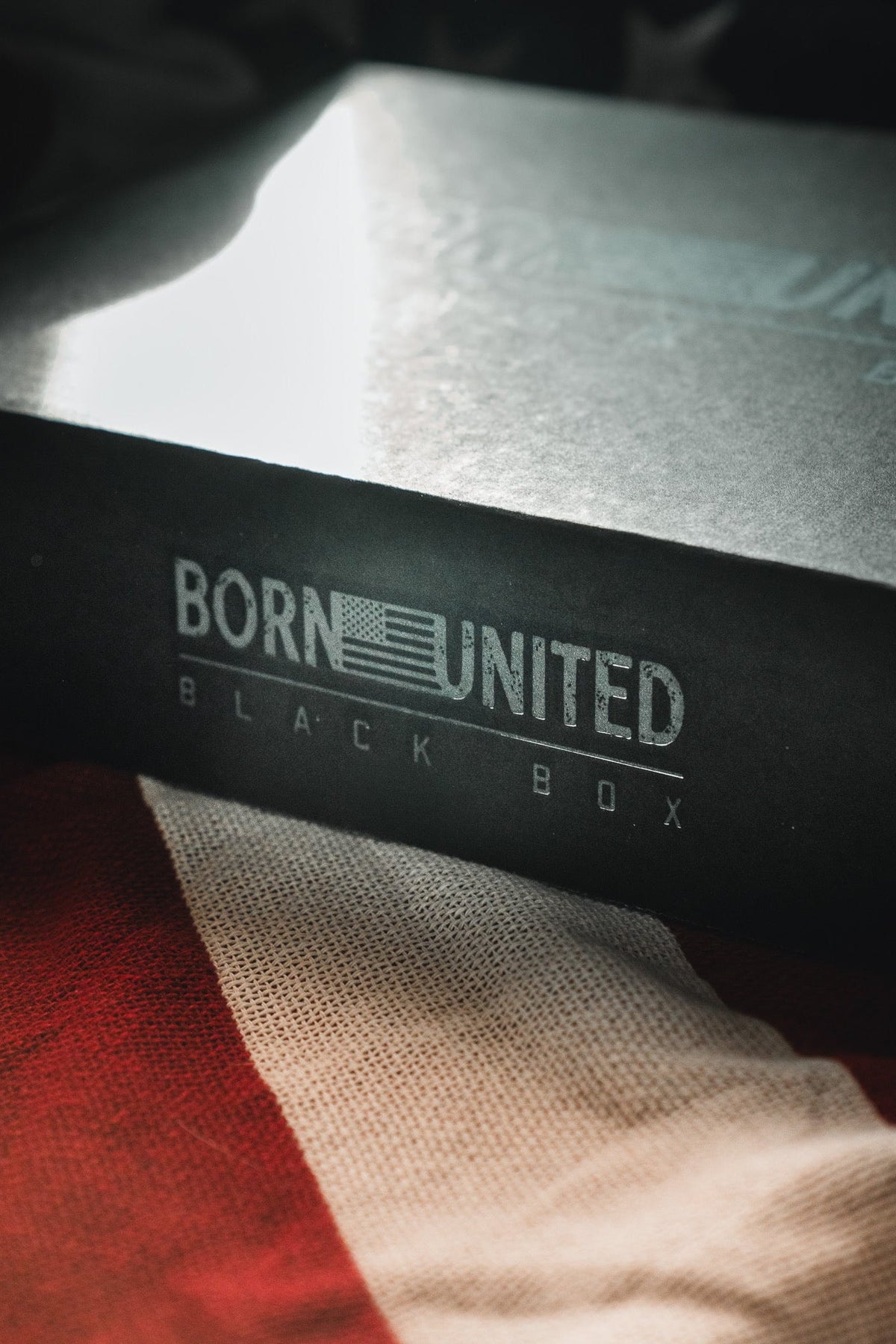 Born United Black Box - Tactigator