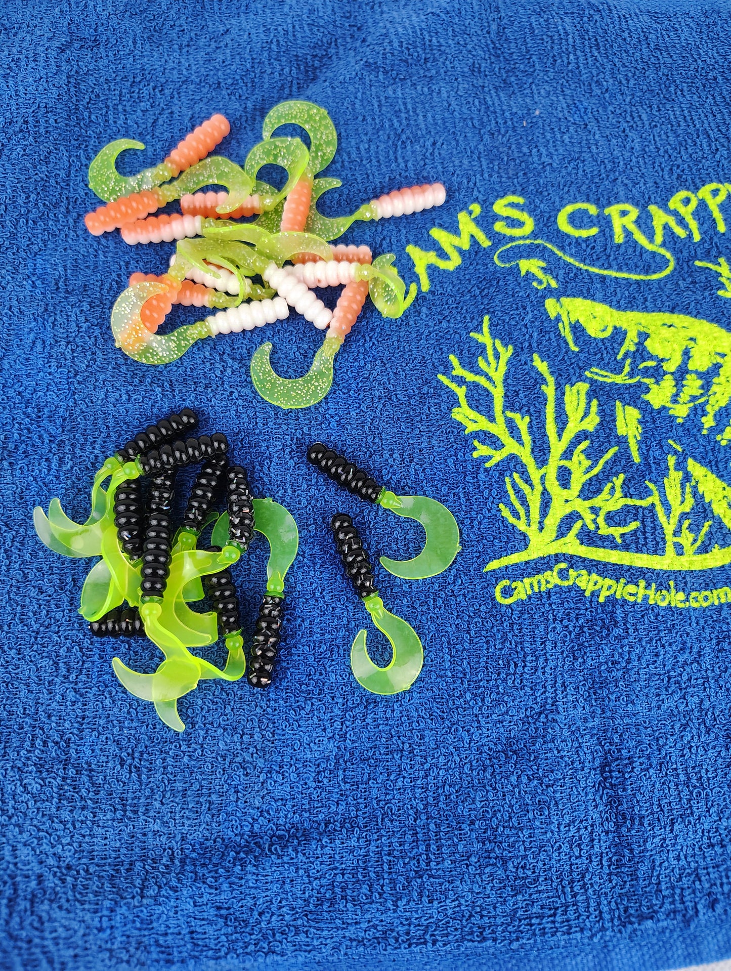 Cam's 2"(HOLOGRAM FLAKE) ORANGE CRUSH/BLACK & CHARTREUSE 100pc (SPLIT SET) Curly Tail Crappie Soft Jigs [A Cam's Exclusive