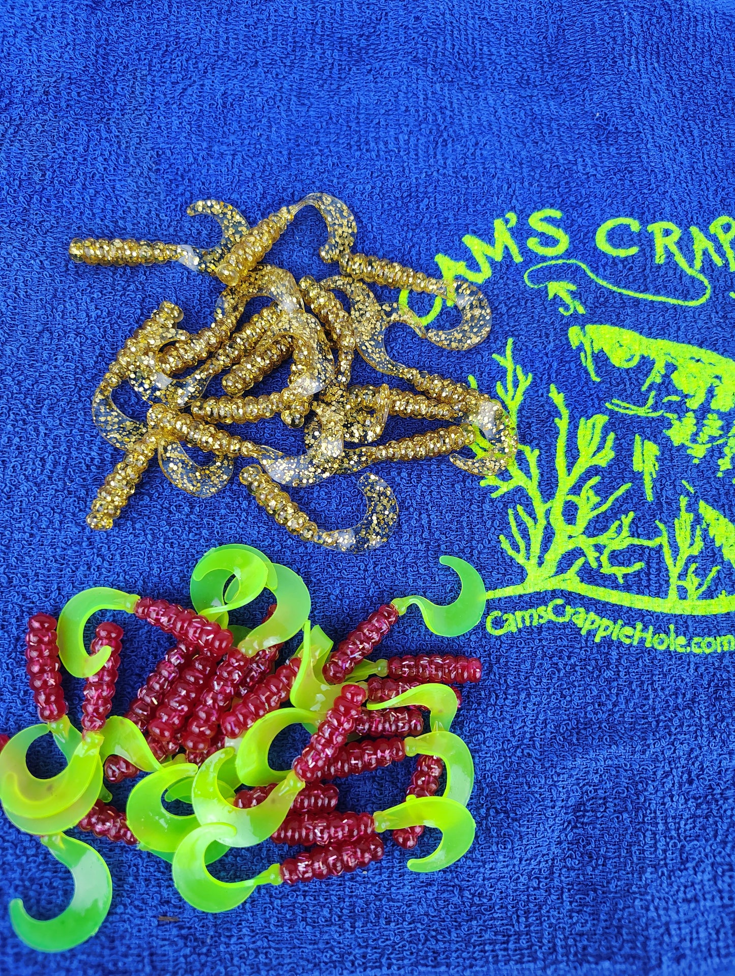 Cam's 2"(HOLOGRAM FLAKE) MR OCTOBER GOLD/FIREBALL RED 100pc (SPLIT SET) Curly Tail Crappie Soft Jigs [A Cam's Exclusive