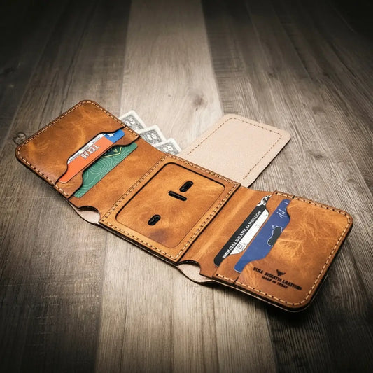 Badge Trifold Wallet - Saddle Tan