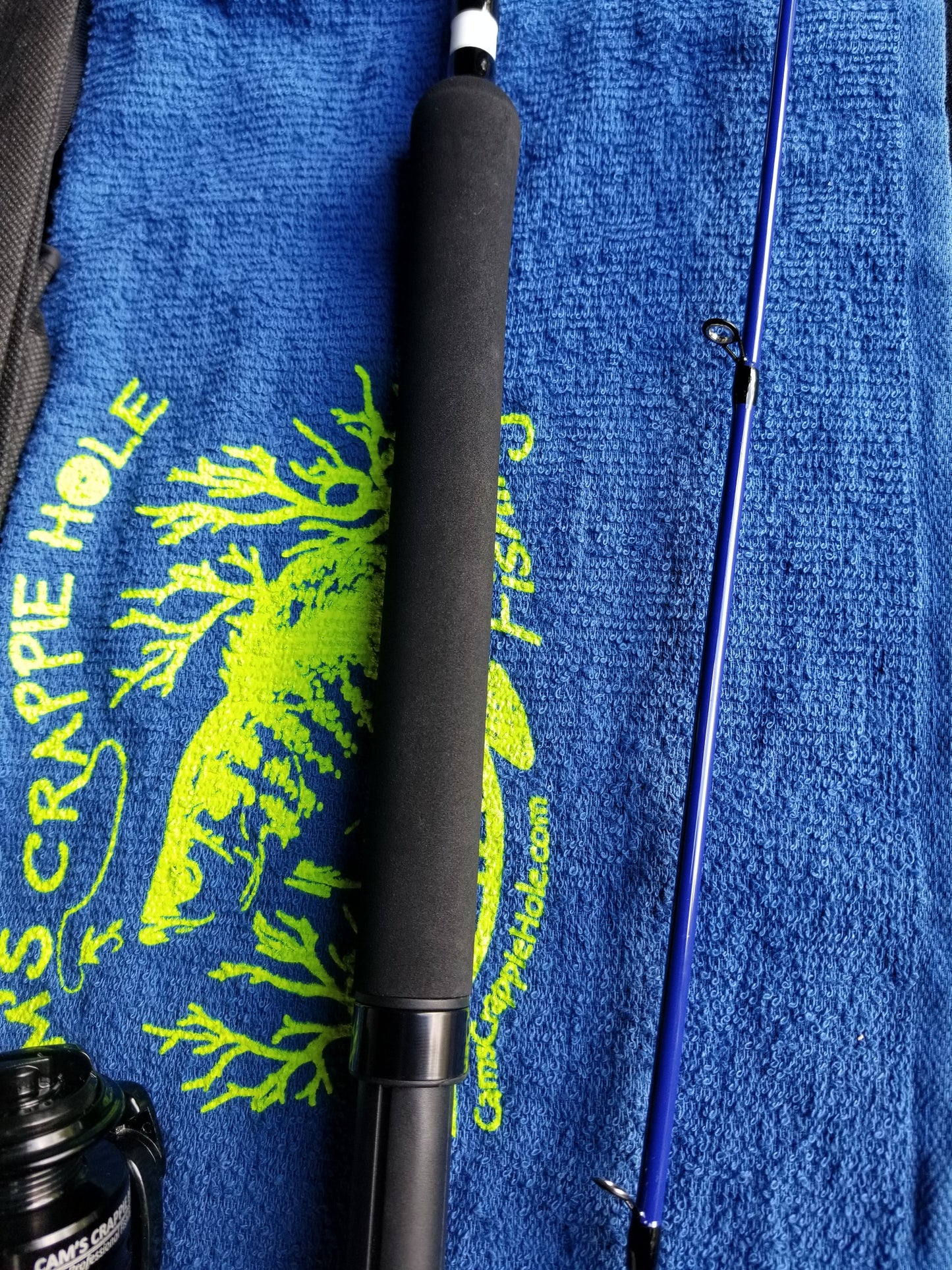 Cam's 10ft. 2pc. Yaannk Stik + 7 BB Cam's Xtralite Reel