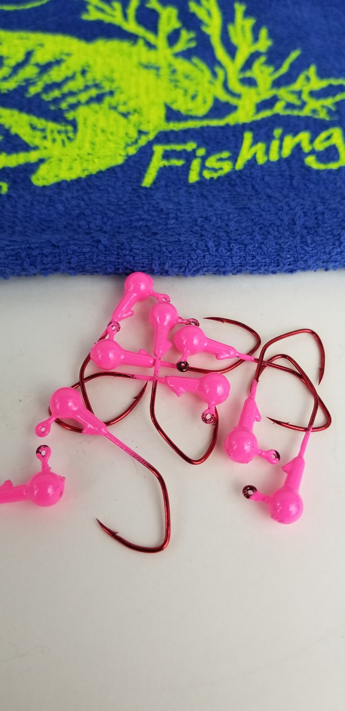 25ct.- 1/16oz. Painted Cam's DIESEL BUILT "Hot Pink" Head w/ 1/0 Deadly Red Hooks (Chemically Sharpened)