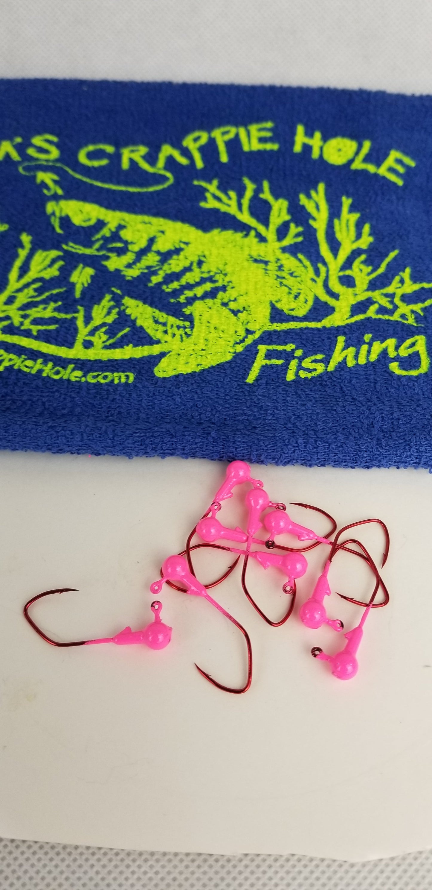 25ct.- 1/16oz. Painted Cam's DIESEL BUILT "Hot Pink" Head w/ 1/0 Deadly Red Hooks (Chemically Sharpened)