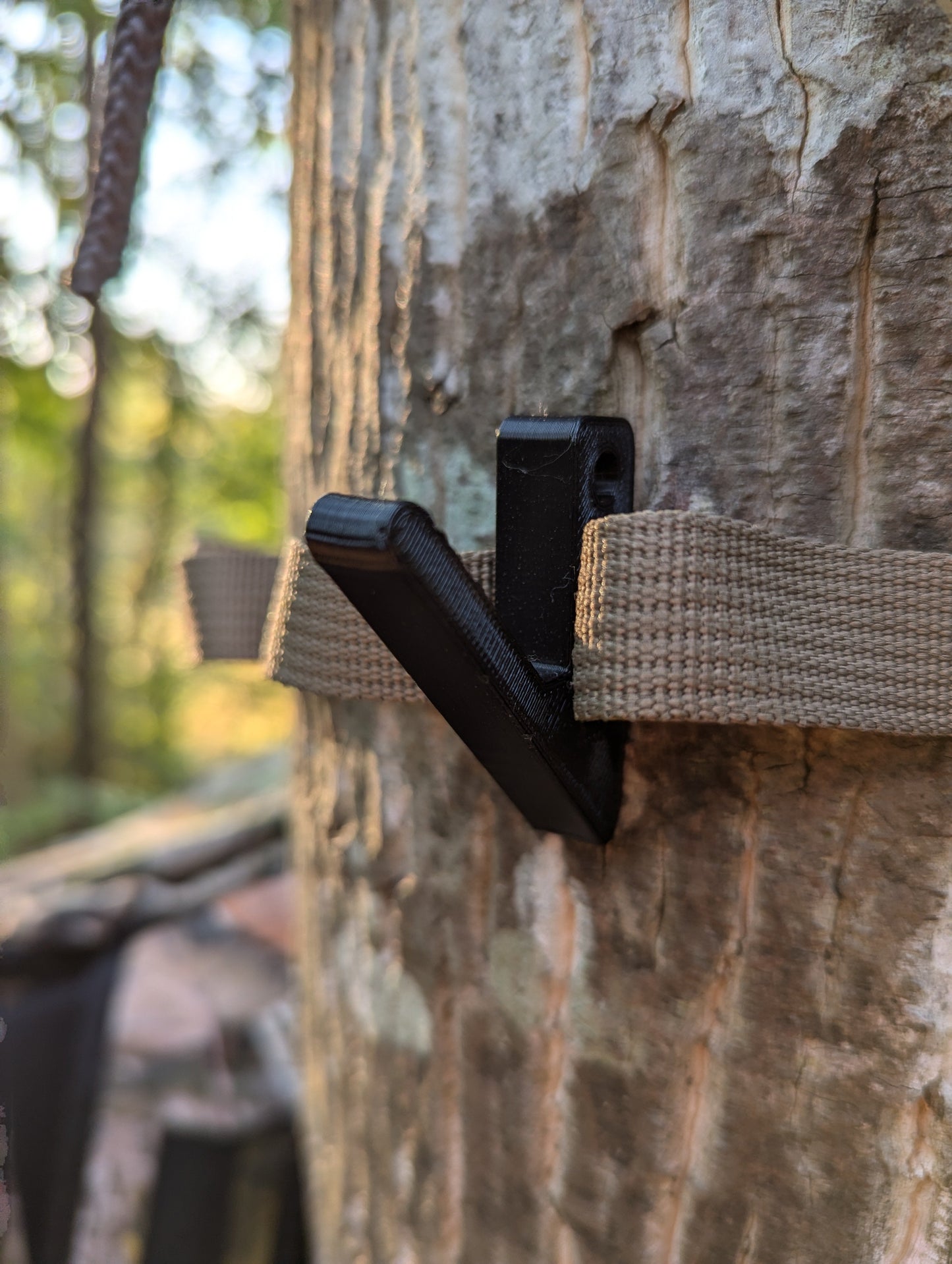 Angled Gear Hook for Saddle Hunting