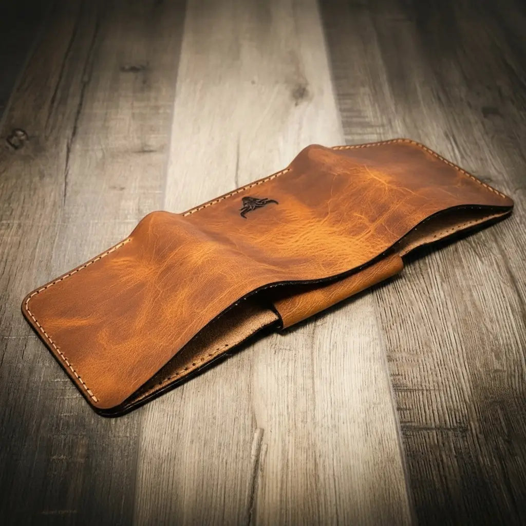 Badge Trifold Wallet - Chestnut Brown