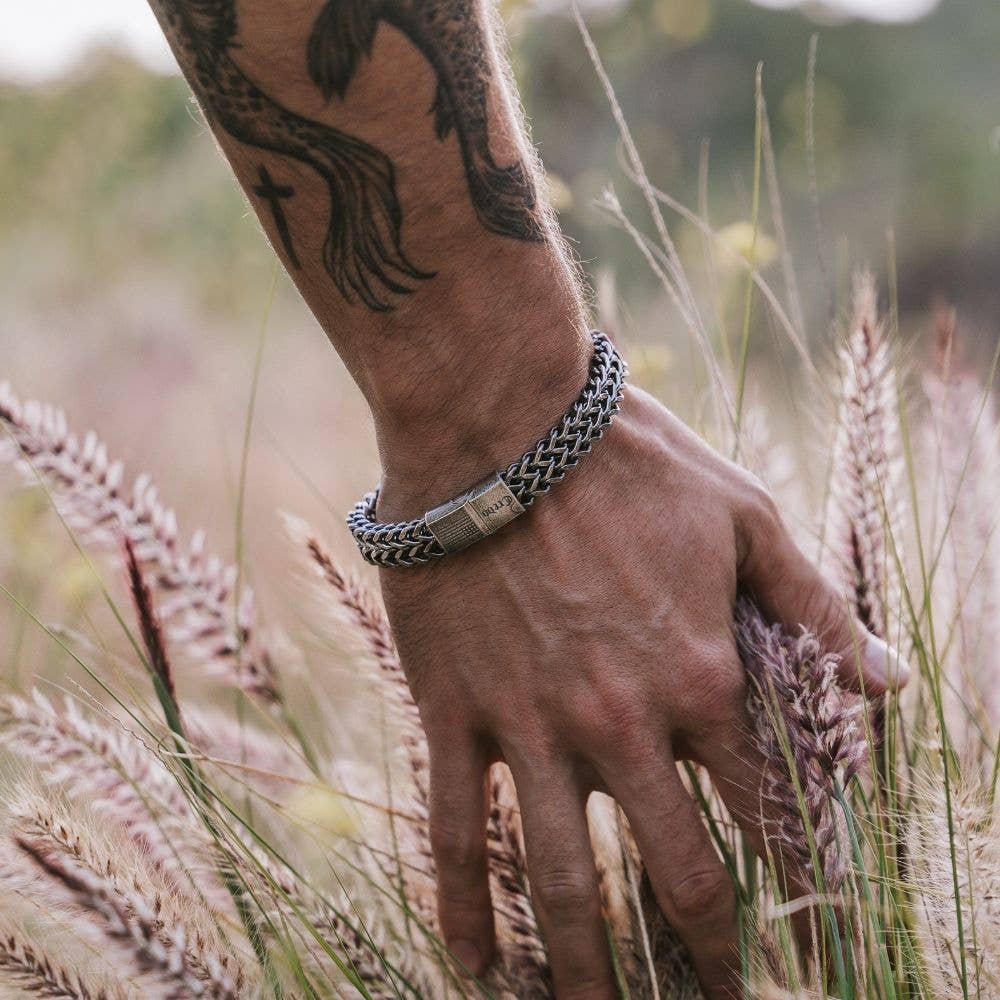 The Hero Company- Knight's Creed BELIEVE Credo Bracelet: Helps Pair Veterans with Service or Shelter Dogs