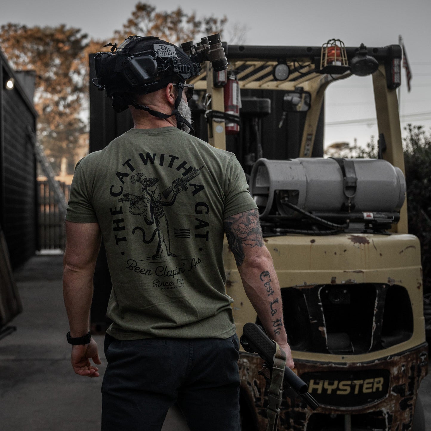 The Cat With A Gat Remix Men's T-Shirt