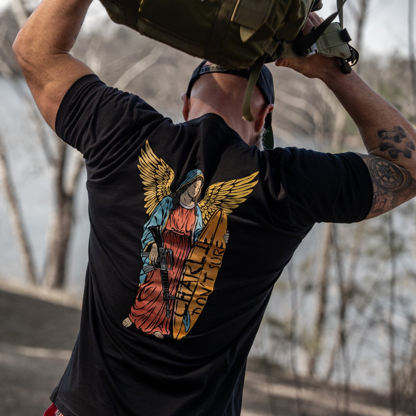 Charlie Don't Surf Men's T-Shirt