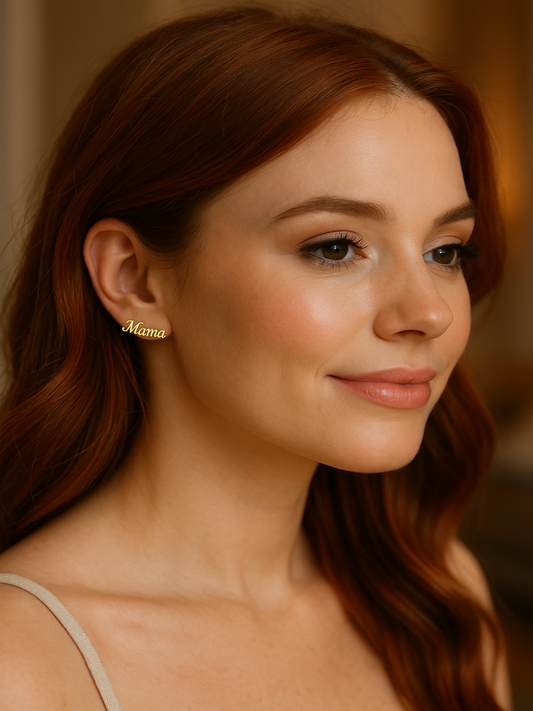 MAMA 18K GOLD PETITE STUD EARRINGS