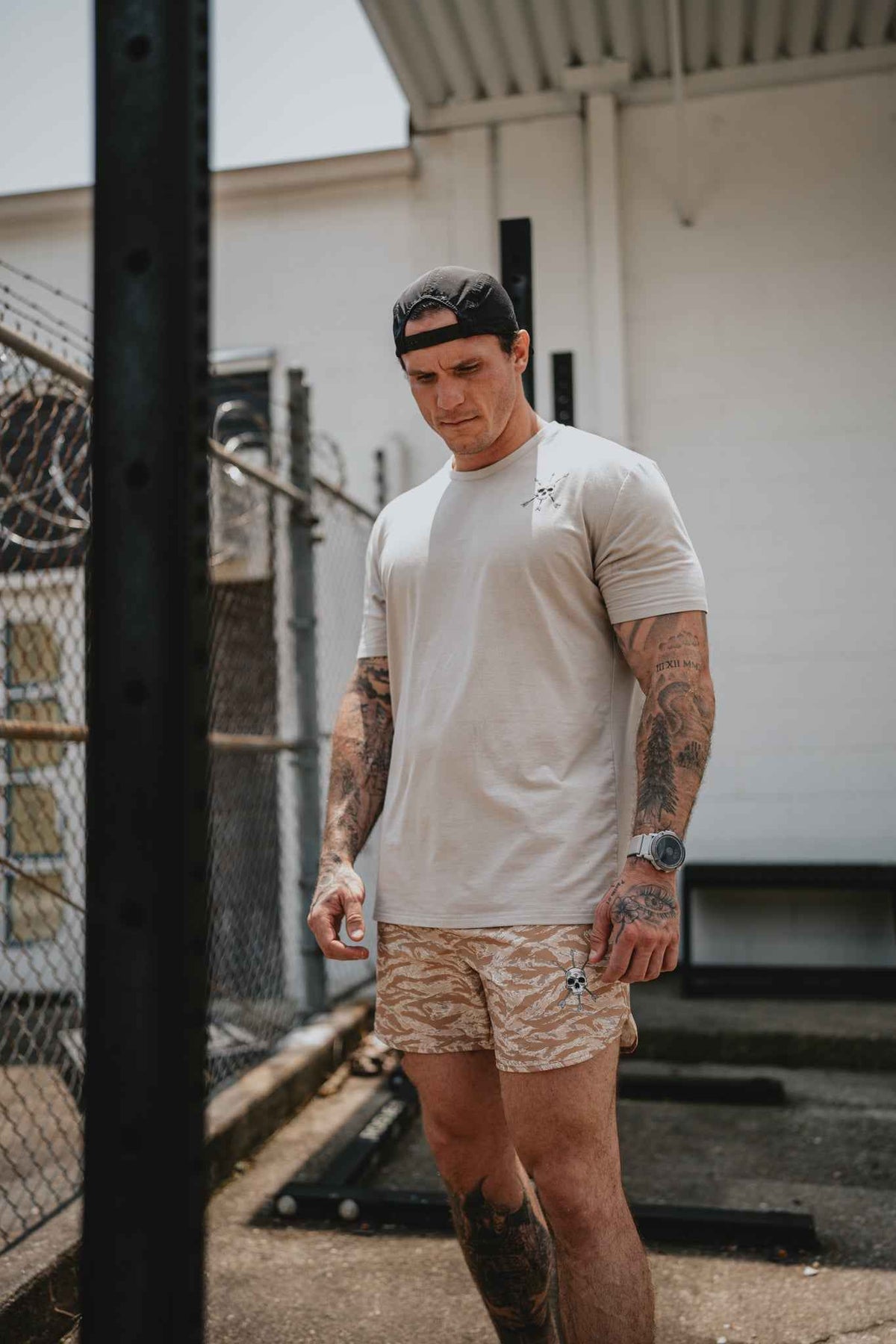 MEN'S | HYBRID SHORT : DESERT TIGER