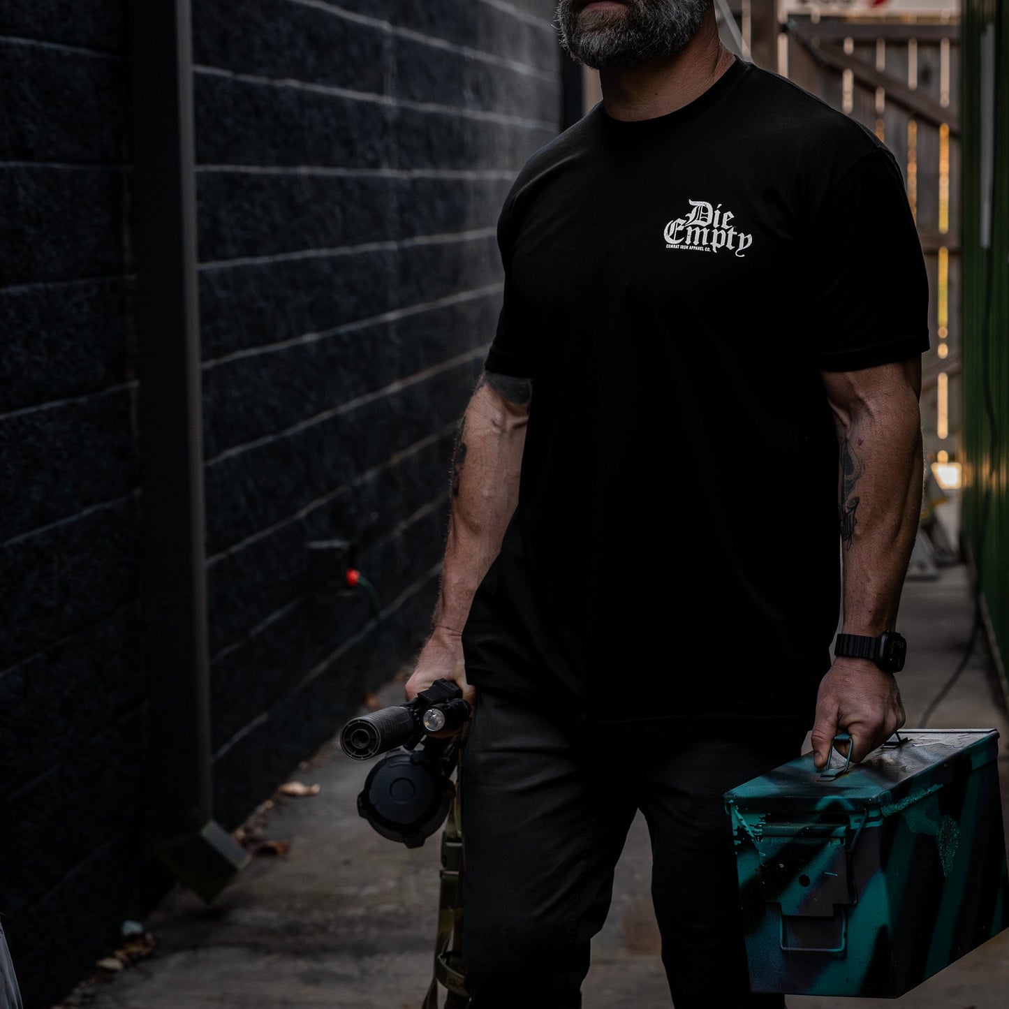 Die Empty Men's T-Shirt