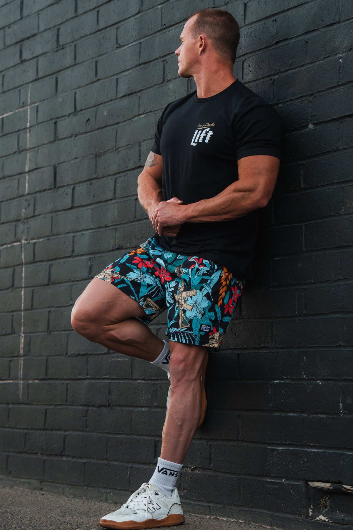 Men's Performance Training Shorts | 5.5"- Tactical Tropic