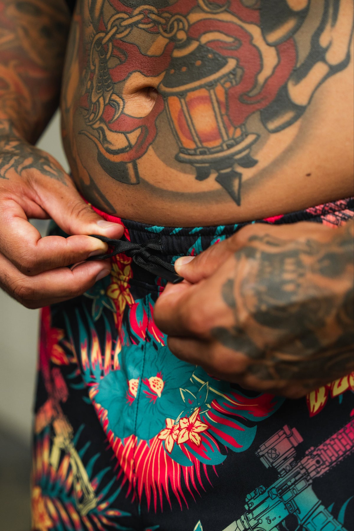 Men's Performance Training Shorts | 5.5"- Tropical Assassin