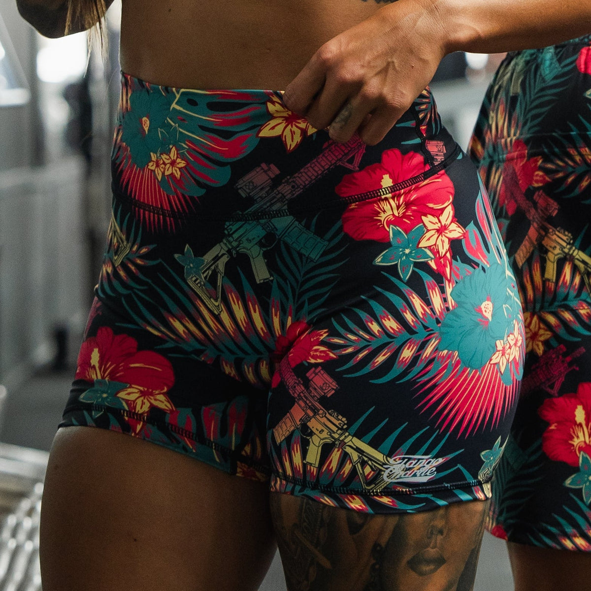 Women's High-Waisted Seamless Front Compression Training Shorts | Tropical Assassin