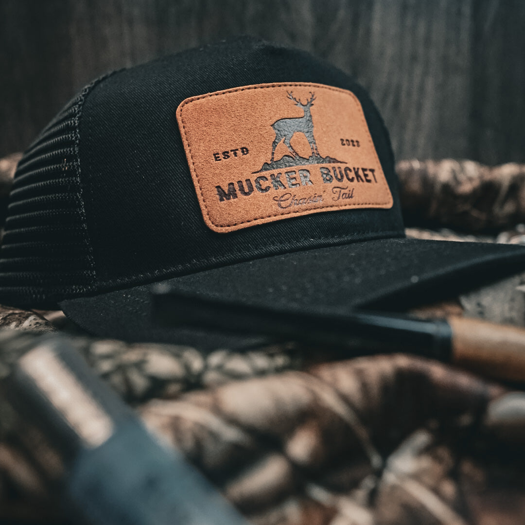 Chasin' Tail Trucker Bucket