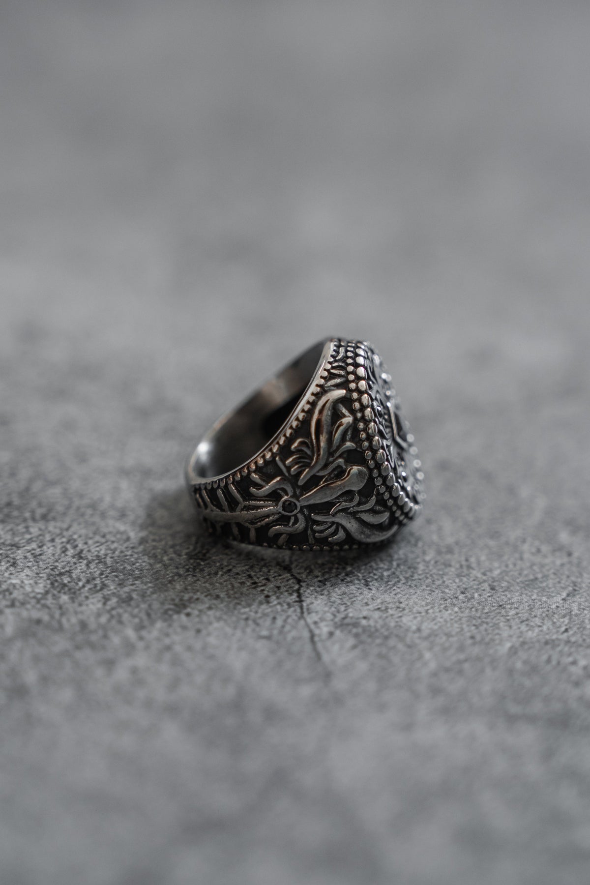 The Midnight Crest Ring