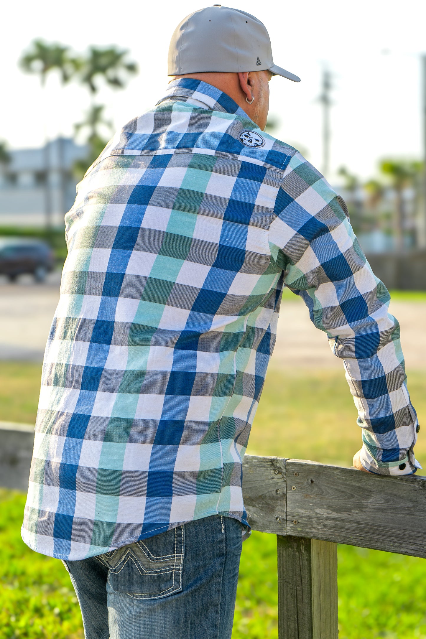 CLOSEOUT The "Sea Breeze" Flannel (Hidden Snap Collars)