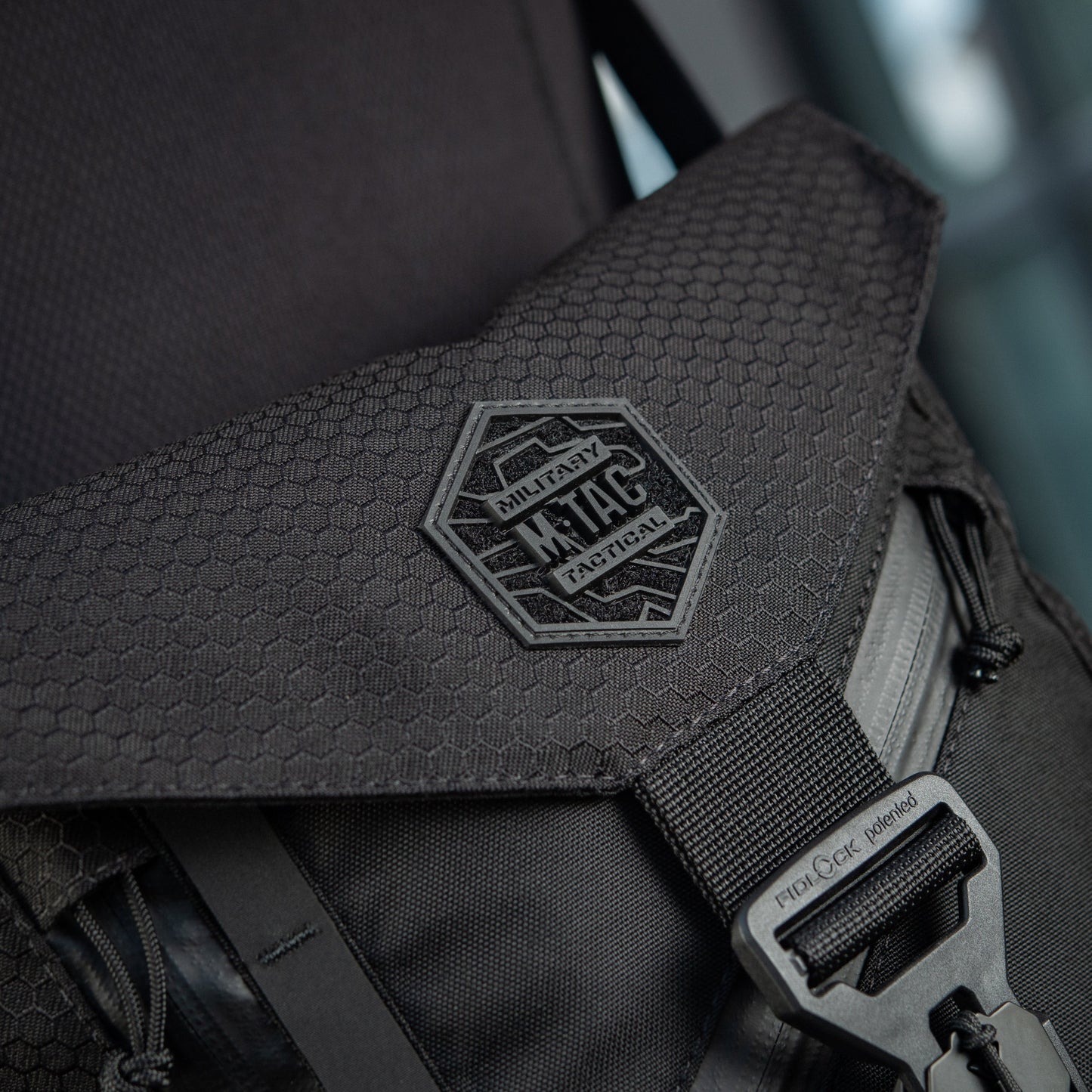M‑Tac Magnet Shoulder Bag Elite Hex