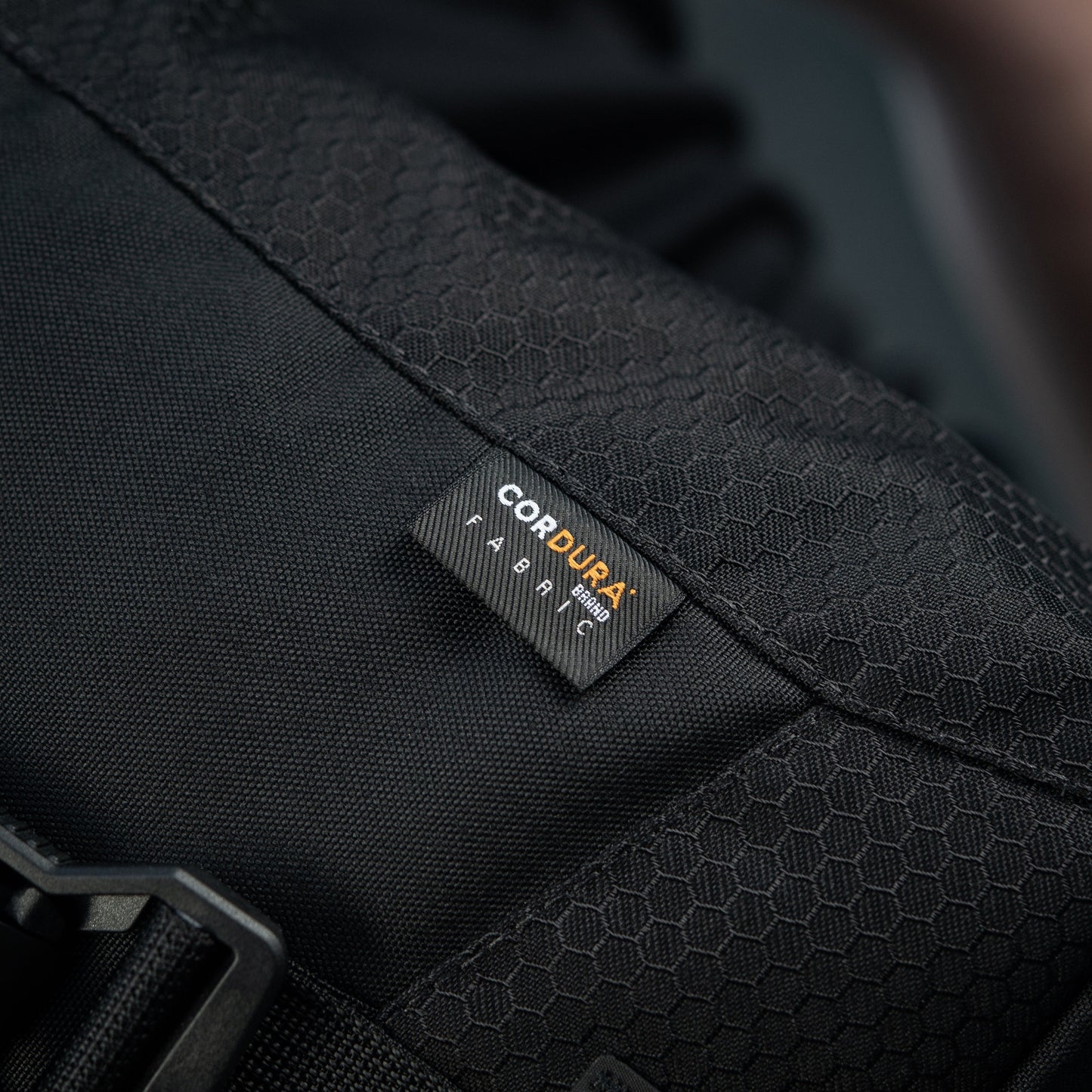 M‑Tac Magnet Shoulder Bag Gen II Elite Hex