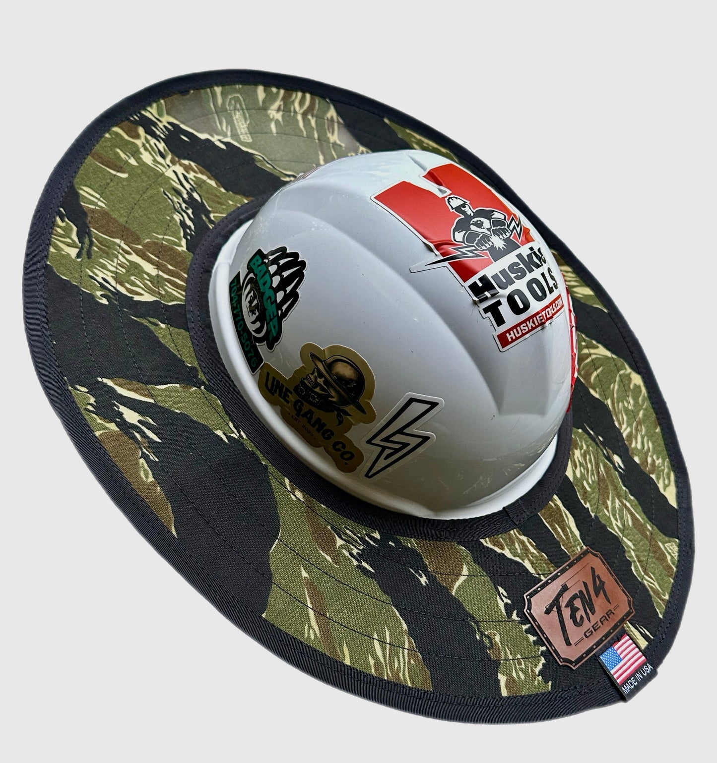 Tiger Stripe Camo Hard Hat Sun Shade Visor – Water-Resistant Worksite Visor for Full Brim & Kask Hard Hats