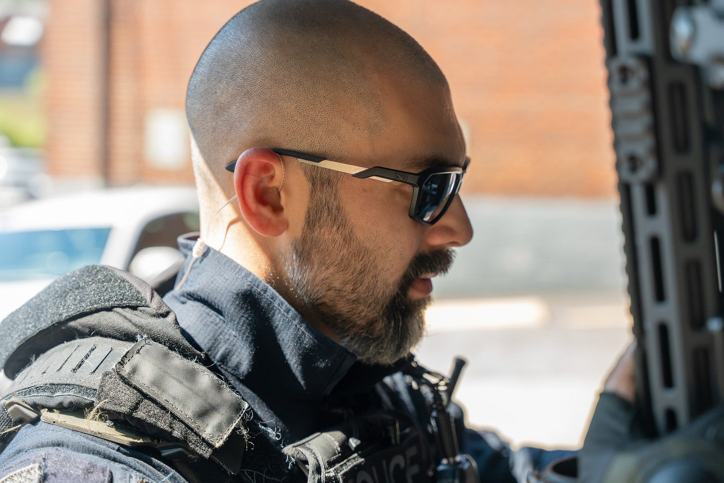 Braided Fiber Tactical Mic & Invisible Series Tubeless Earpiece Complete Kit w/ Quick Disconnect (Hirose) - Motorola: APX (Apex) Series, XPR Series, SRX2200, & More