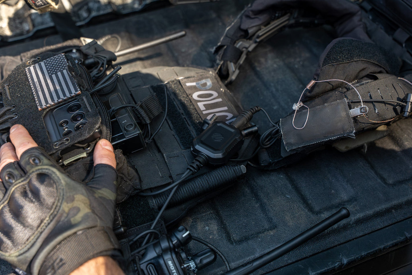 Tactical Mic / Invisible Tubeless Earpiece / TP-120/U174 Connector Kit - NATO Wired, No PTT Adapter