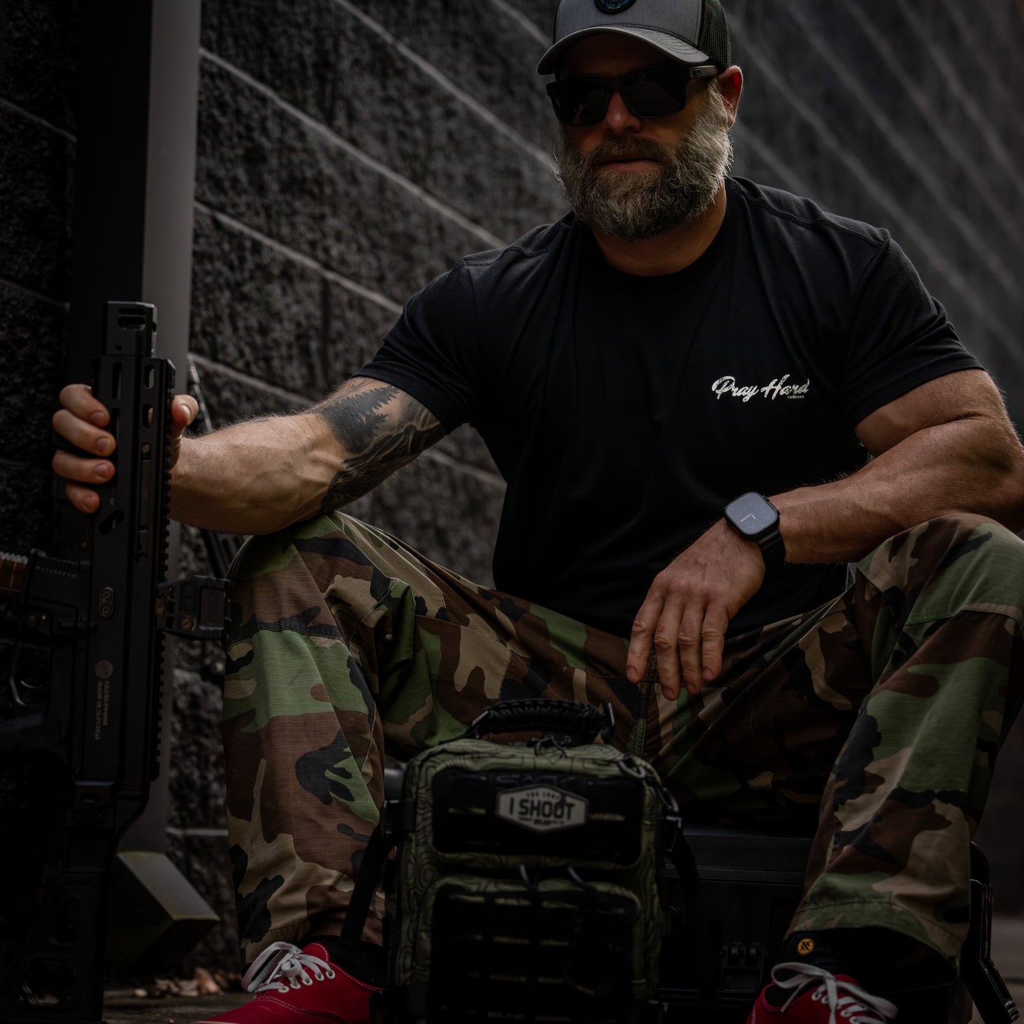 Pray Hard Men's T-Shirt