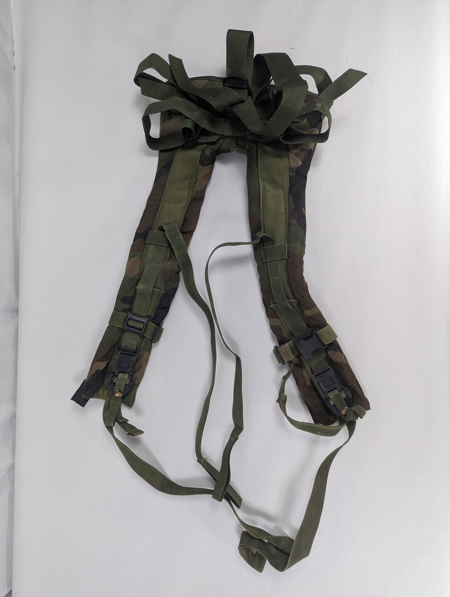 Shoulder Straps - MOLLE - Woodland