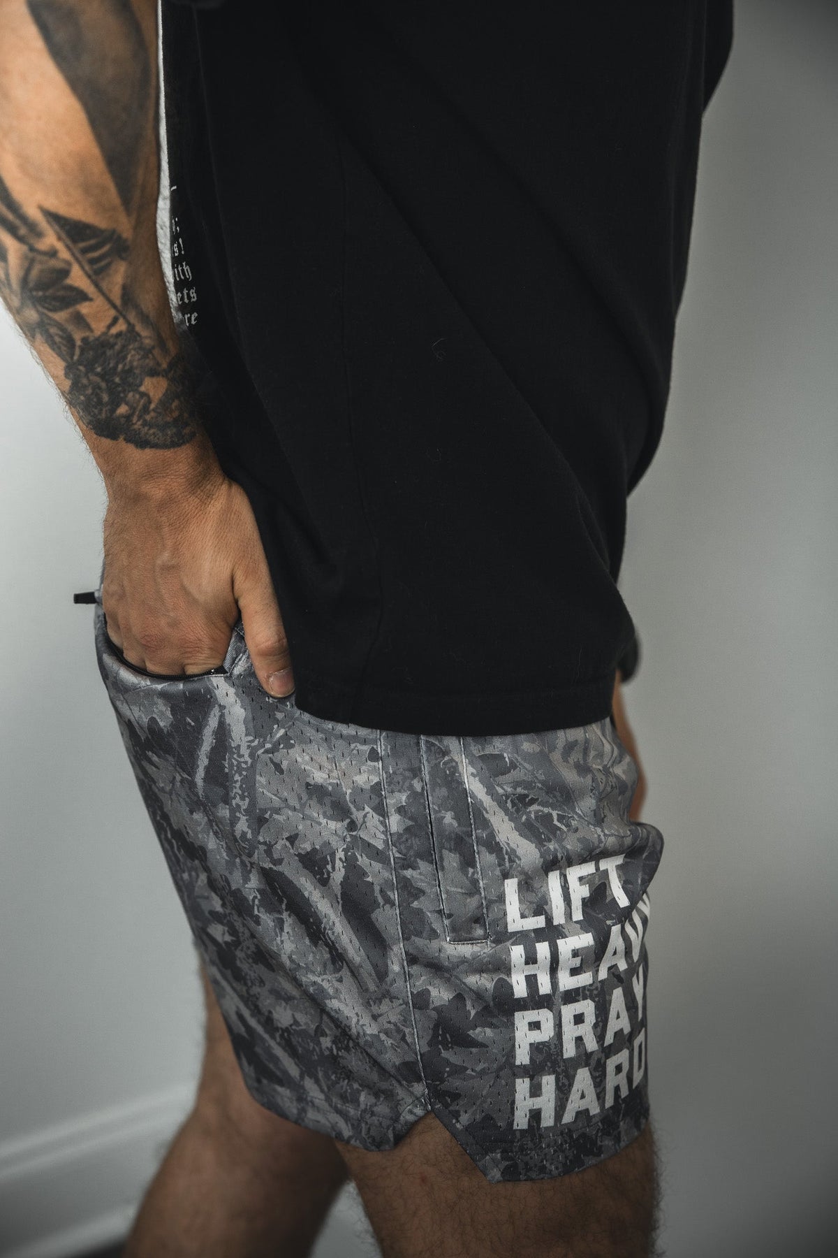 Men's Mesh Lifestyle Shorts | 5.5"- Lift Heavy Pray Hard Deadwood
