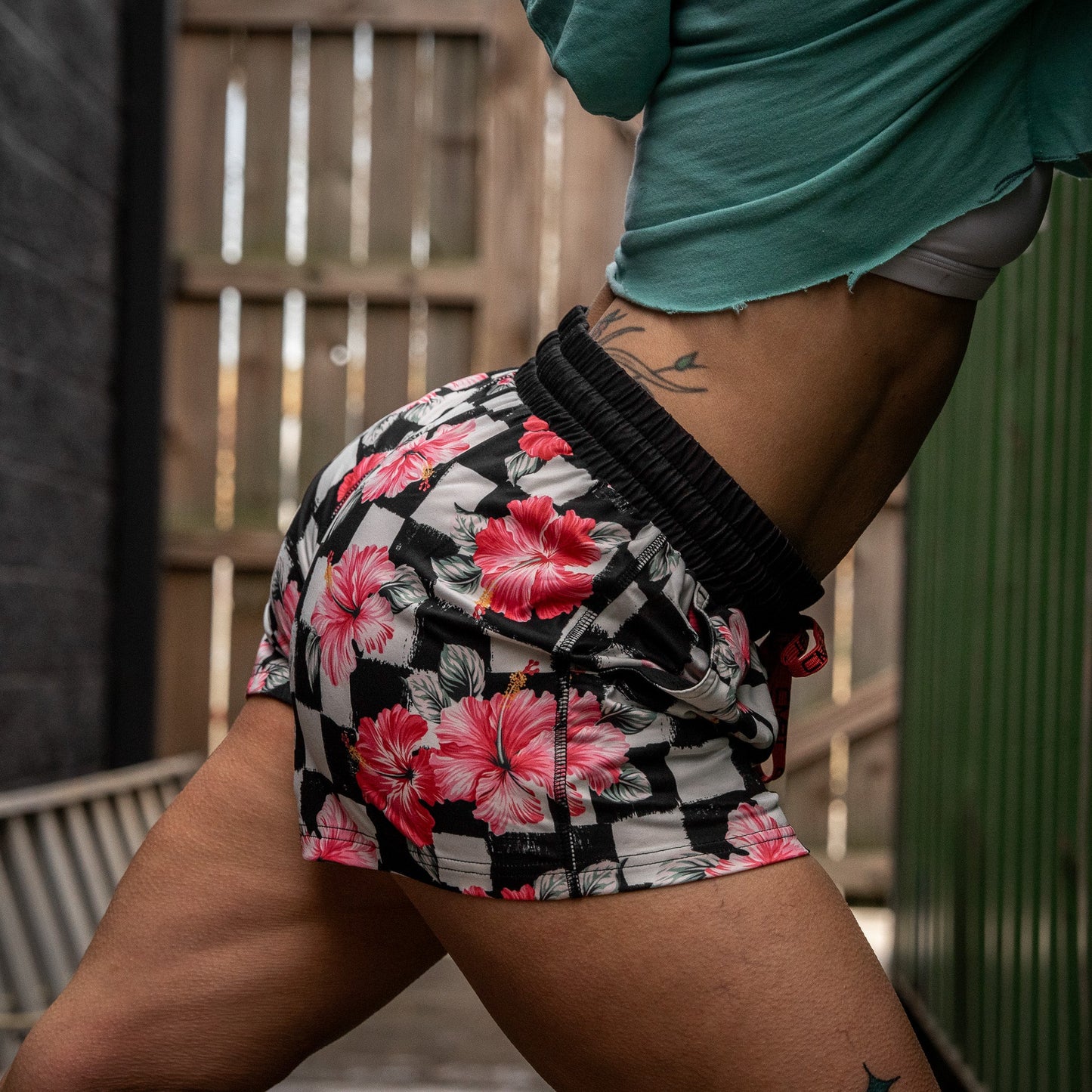Women’s Studio Flex Training & Recovery Shorts | 4"