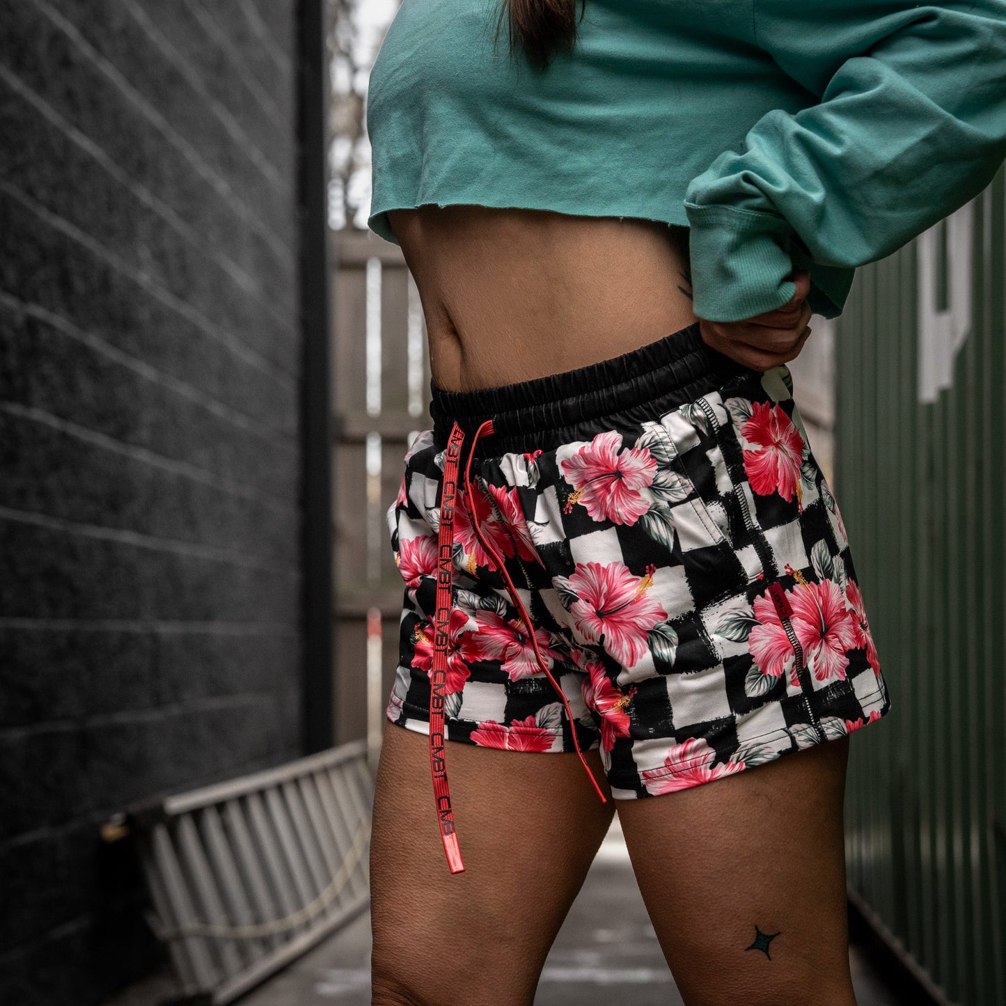 Women’s Studio Flex Training & Recovery Shorts | 4"