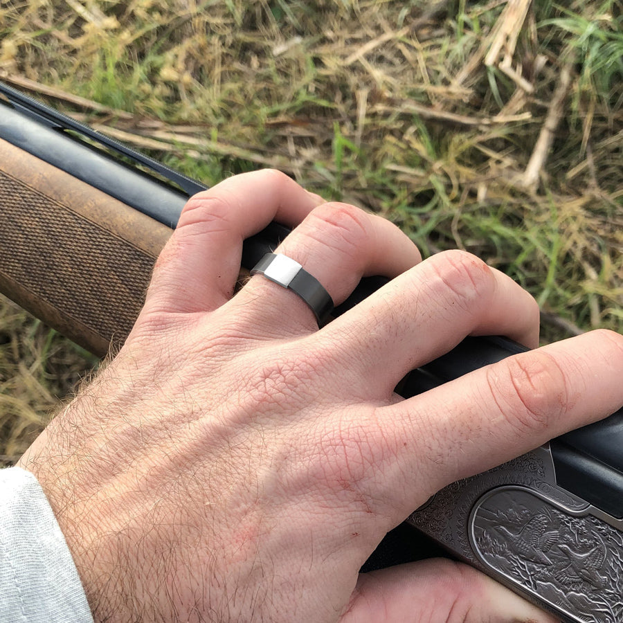 Gunmetal 7mm 14kt White Gold Barrel Band