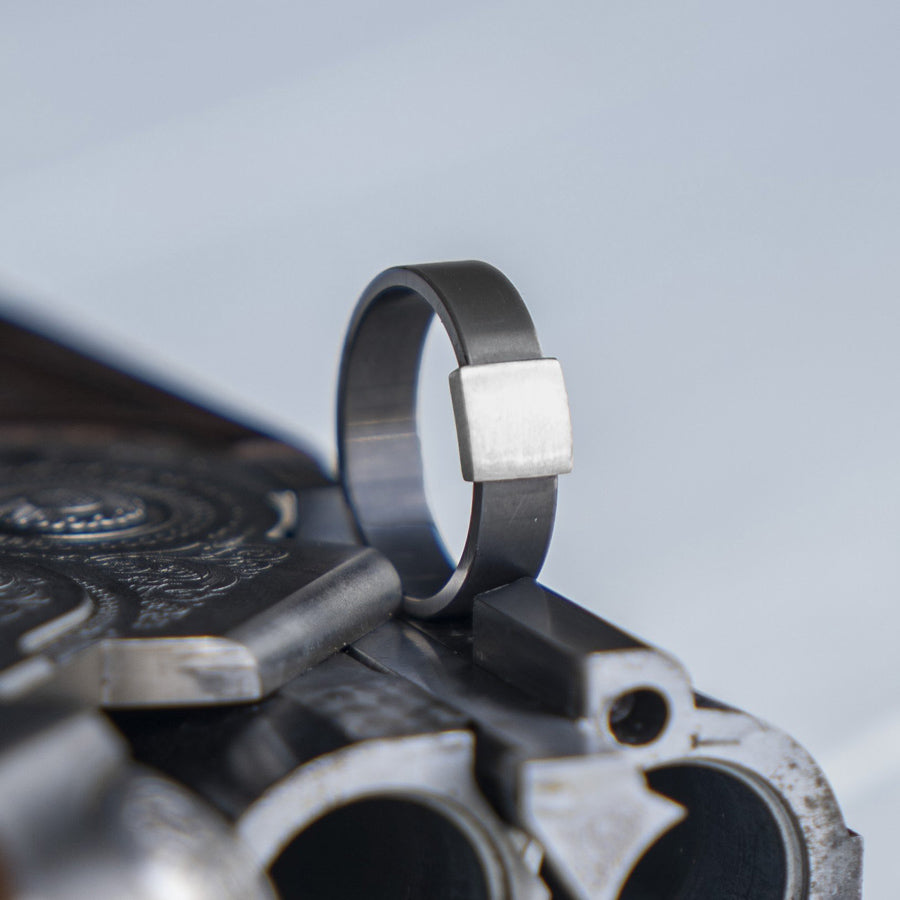 Gunmetal 7mm 14kt White Gold Barrel Band