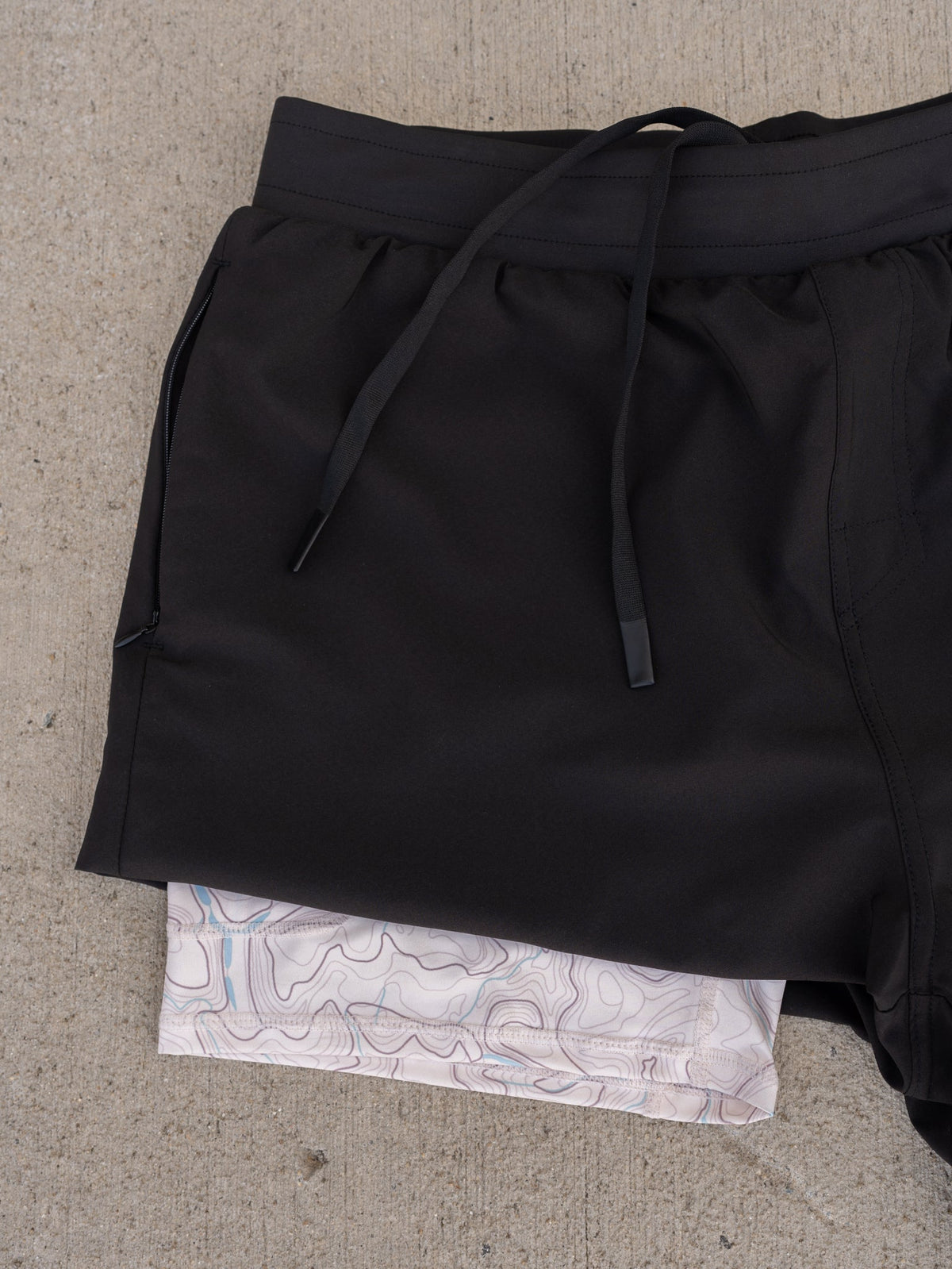 MEN'S | HYBRID SHORT : BLACK
