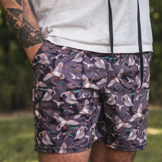 Men's Performance Athletic Shorts | 5.5"- Duck Wild