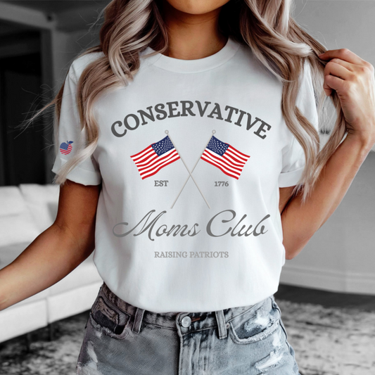 CONSERVATIVE MOMS CLUB TEE
