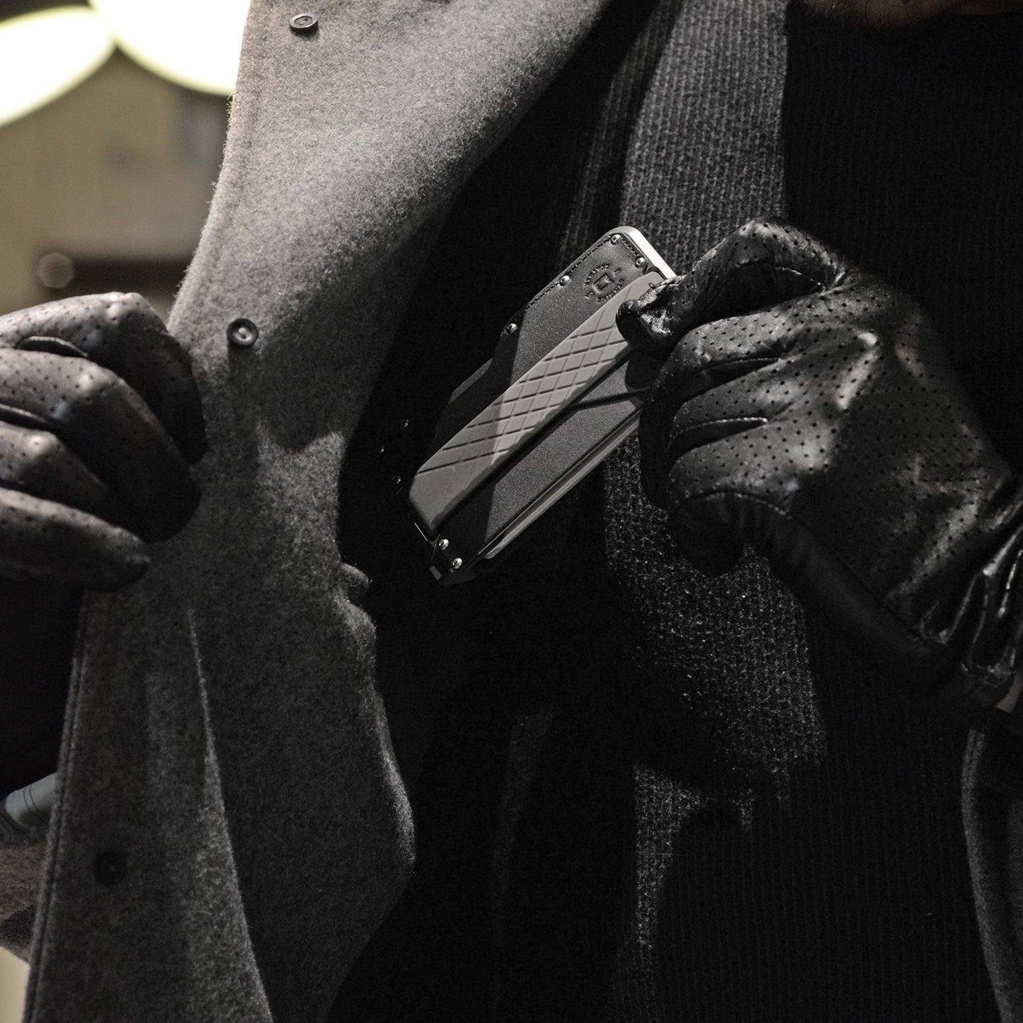 D01 Dapper™ Wallet - Special Edition - Batwing Grey