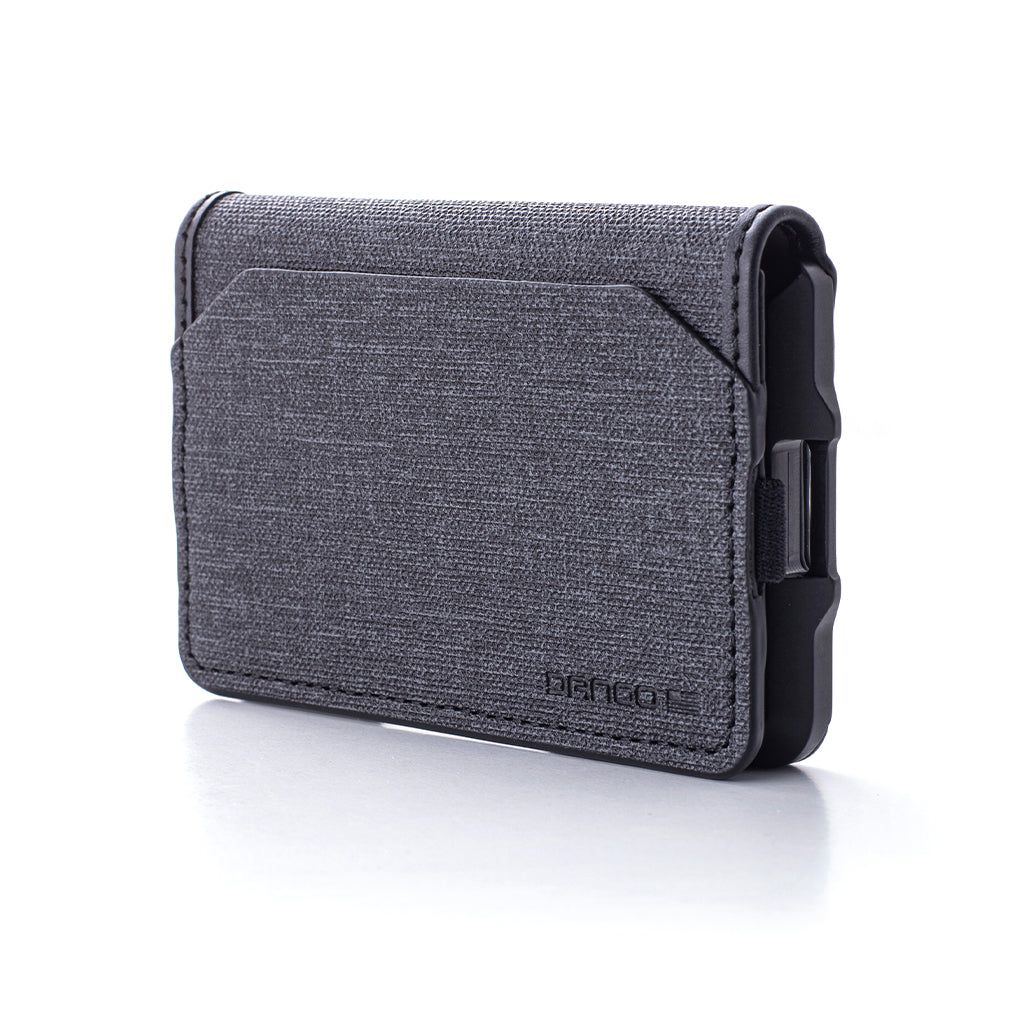 D03 Dapper™ Bifold Wallet