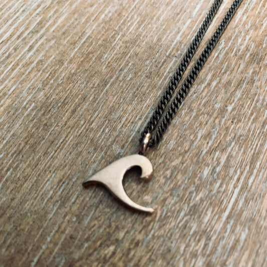 Ride the Peace Wave Necklace - Bronze Choker Charm