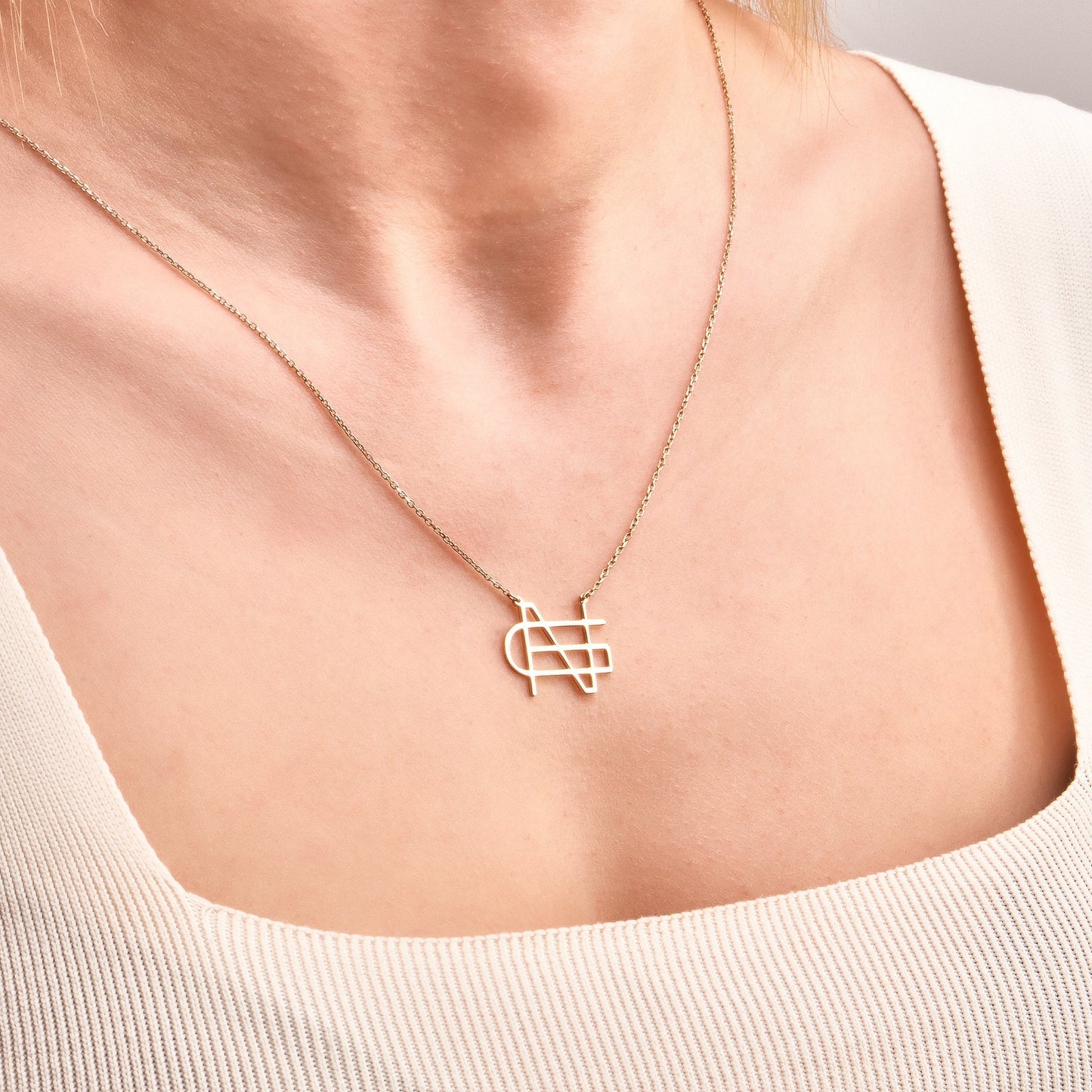 Linda Name Logo Necklace - Gold Color