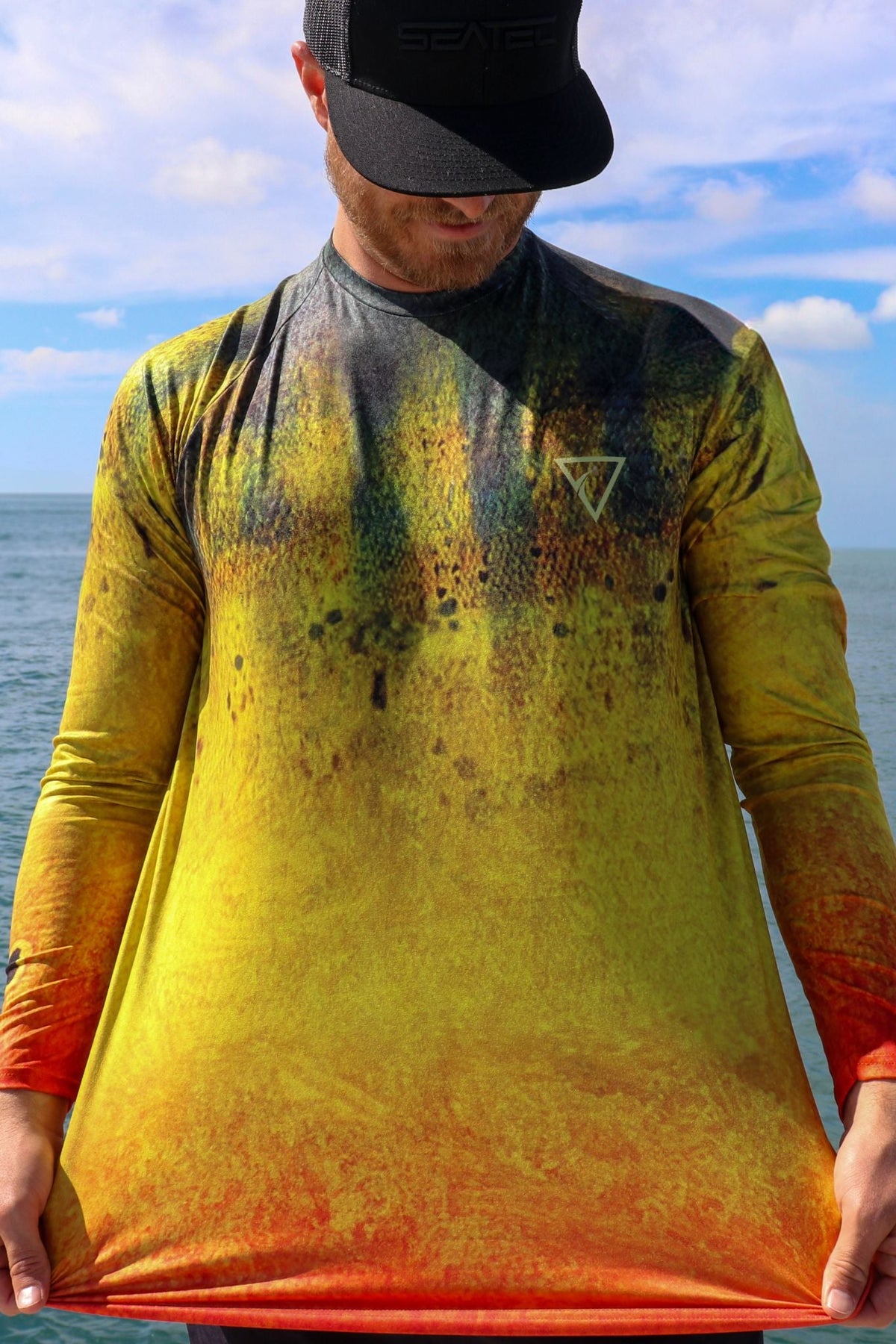 Peacock Bass Sport Tec Crew Long Sleeve – Men's
