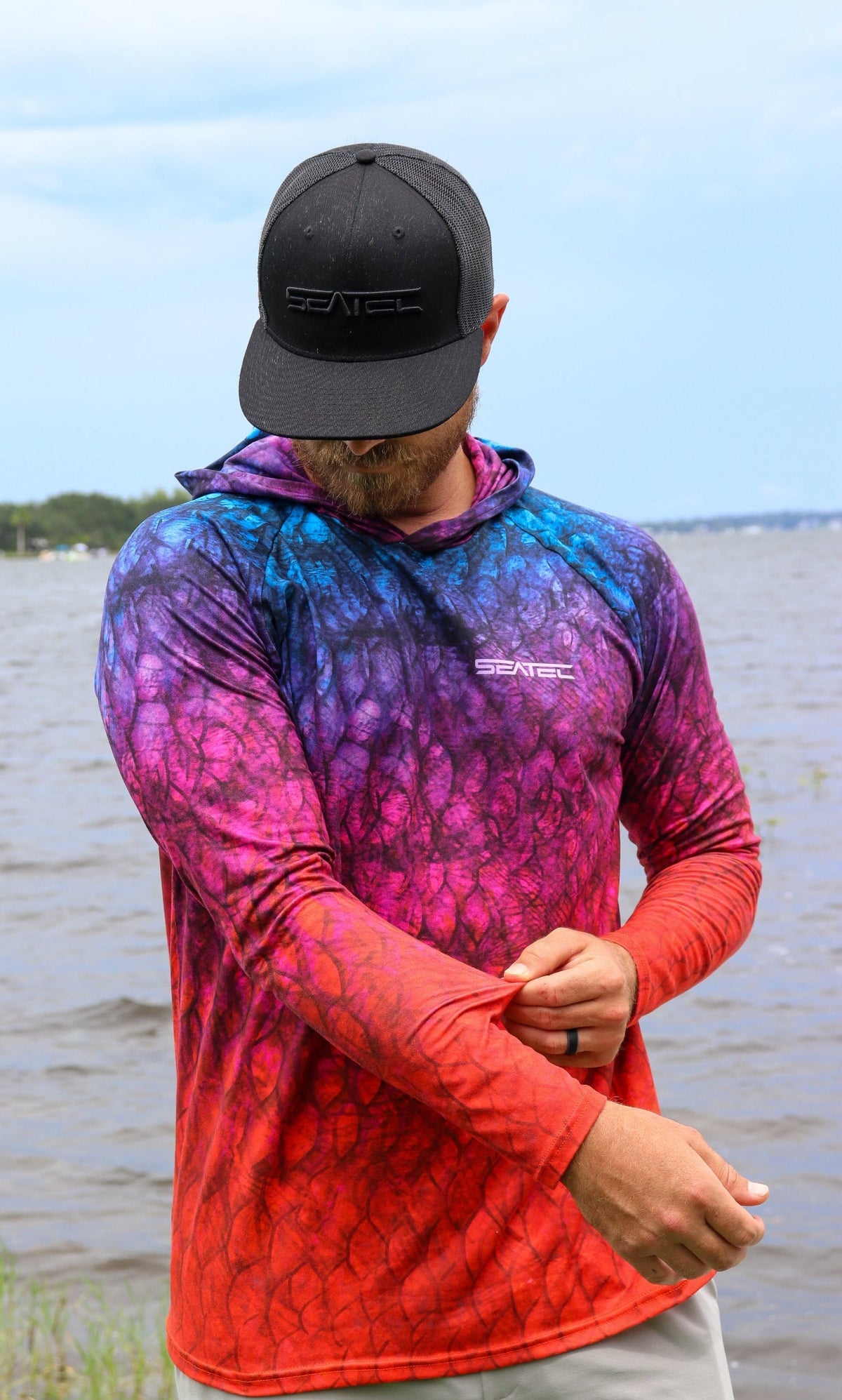 Arowana Sport Tec Hooded Long Sleeve – Men's