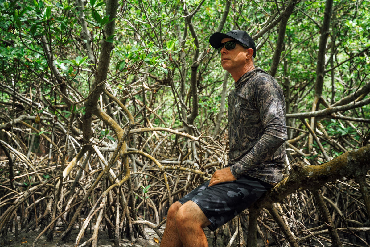 Mangrove Camo Sport Tec Hooded Long Sleeve – Men's